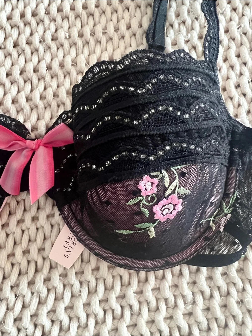 NWT 2005 Victoria Secret Bra
